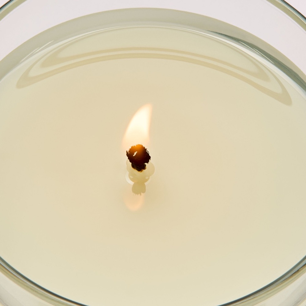 Bath & Body Works FLOWERS FOR MOM Single-wick Candle - Picture 4 of 4